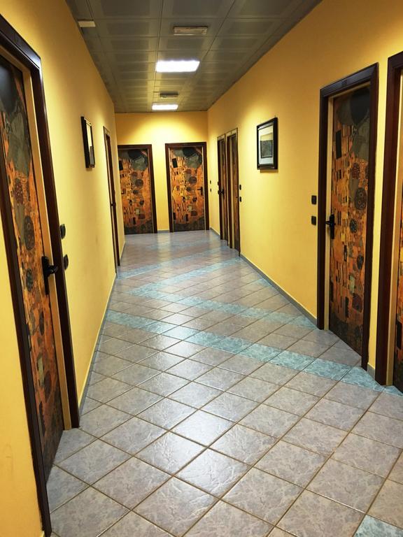 Hotel Stefano A Melito Меліто-ді-Наполі Екстер'єр фото